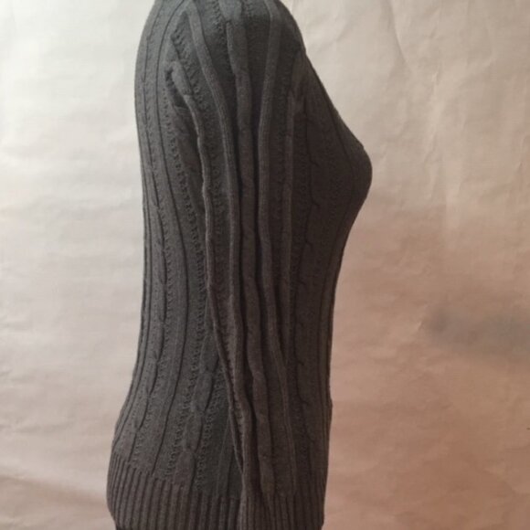 Old Navy Gray V-Neck Sweater Size S Small - Picture 3 of 4